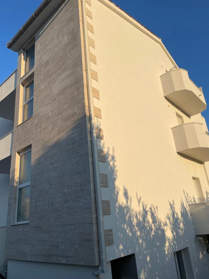 Apartments Toma Kastela Exterior photo